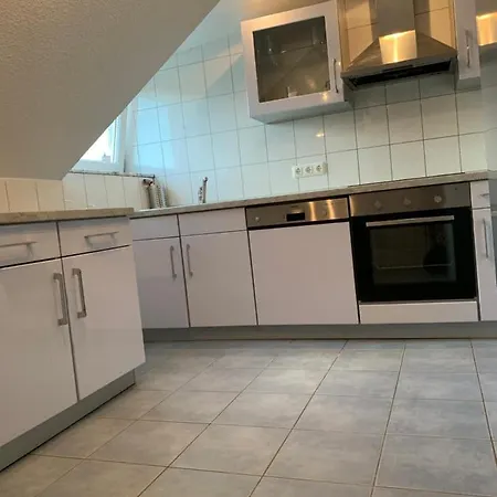 3 In Apartment